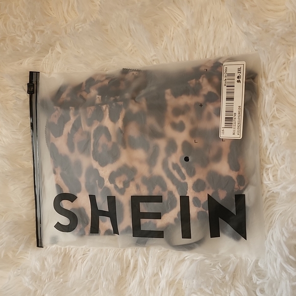 Leopard  Contrast Lace Lingerie Set - Picture 13 of 13